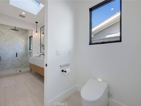 707 Patolita, Corona Del Mar CA 92625