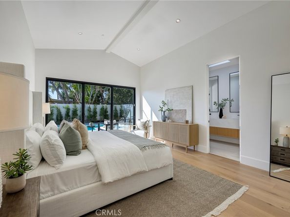 707 Patolita, Corona Del Mar CA 92625