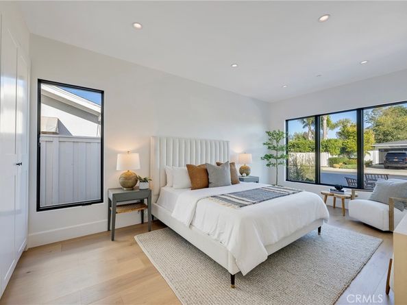 707 Patolita, Corona Del Mar CA 92625