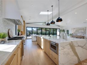 707 Patolita, Corona Del Mar CA 92625