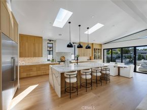 707 Patolita, Corona Del Mar CA 92625