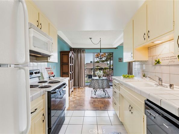 191 Kennebec Avenue 301, Long Beach CA 90803