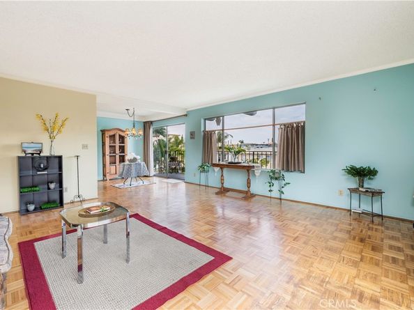 191 Kennebec Avenue 301, Long Beach CA 90803