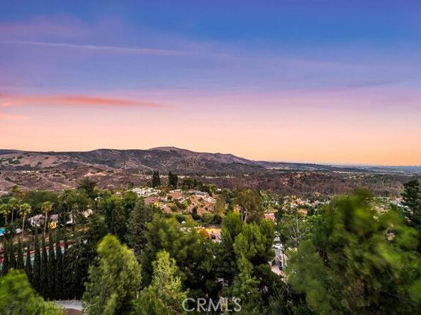 10182 Cowan Heights Drive, North Tustin CA 92705