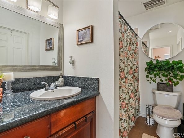 4037 E 7th Street, Long Beach CA 90804