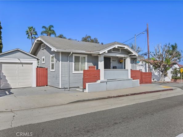 4037 E 7th Street, Long Beach CA 90804