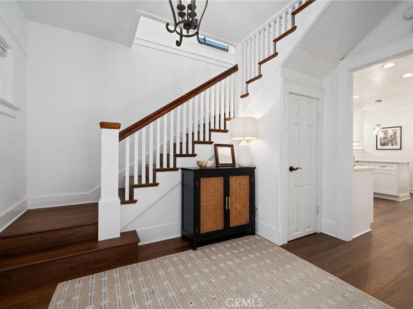 1148 Chestnut Avenue, Long Beach CA 90813