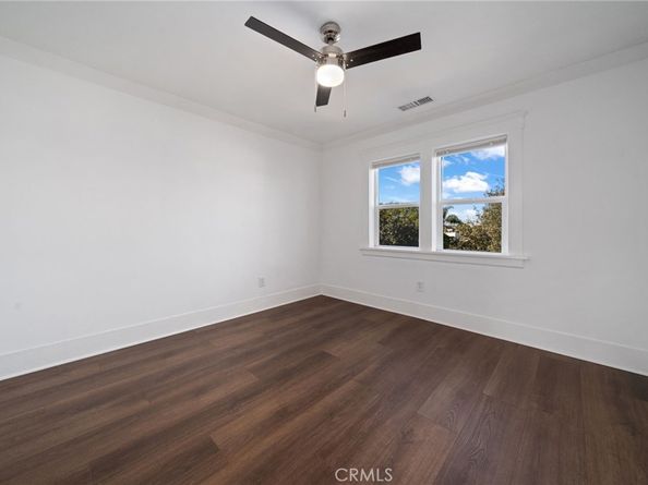 1148 Chestnut Avenue, Long Beach CA 90813