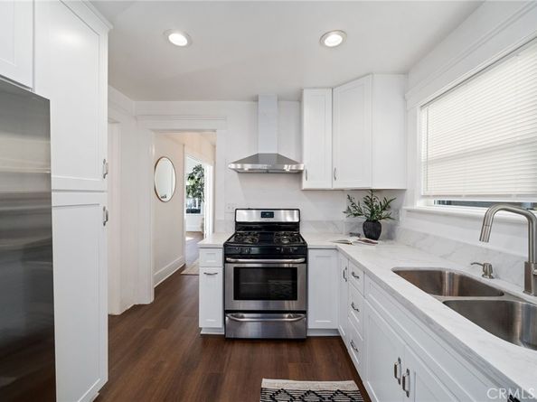 1148 Chestnut Avenue, Long Beach CA 90813