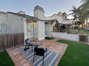 322 12 th, Huntington Beach CA 92648