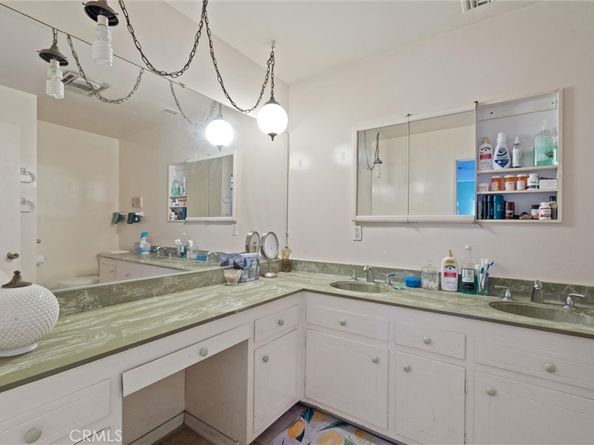 1701 N Paulsen, Compton CA 90222