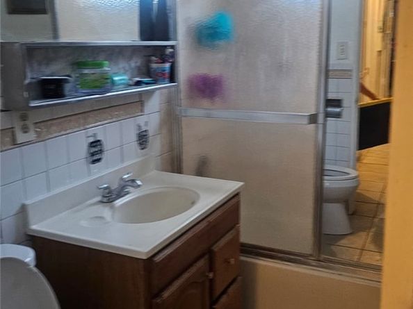 2313 Downie Place, Santa Ana CA 92706