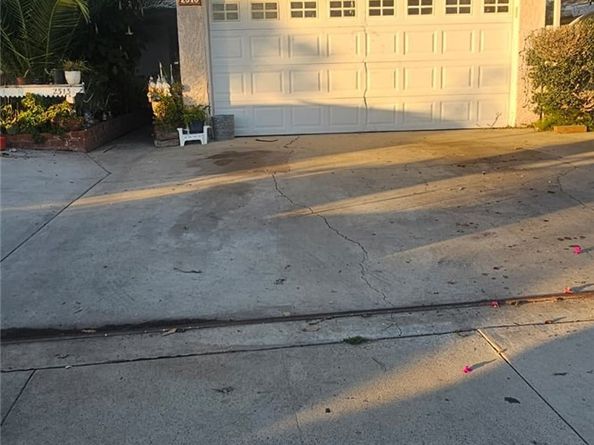 2313 Downie Place, Santa Ana CA 92706