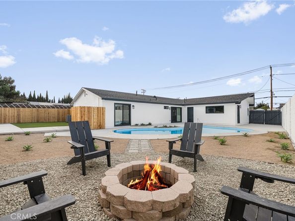 6072 Navajo Road, Westminster CA 92683