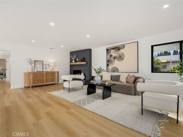 6072 Navajo Road, Westminster CA 92683