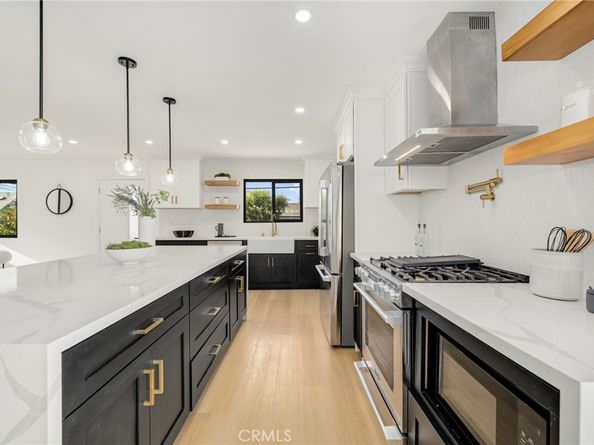 6072 Navajo Road, Westminster CA 92683