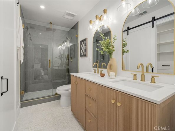 6072 Navajo Road, Westminster CA 92683