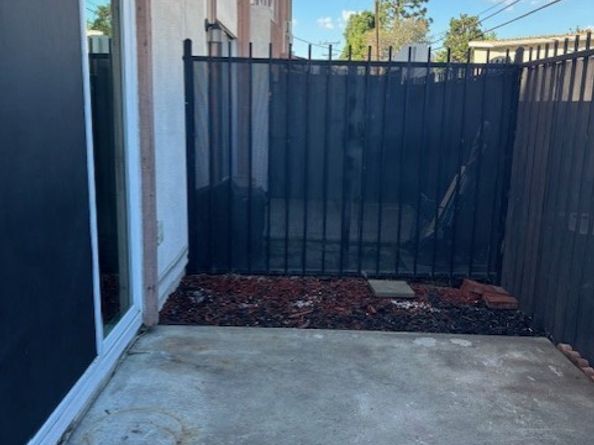 5585 E Pacific Coast Hwy Unit 129, Long Beach CA 90804