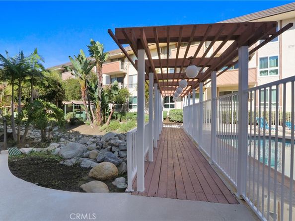 5585 E Pacific Coast Hwy Unit 129, Long Beach CA 90804