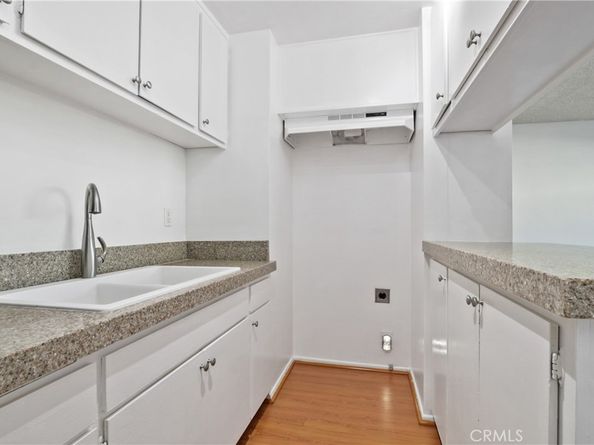 5585 E Pacific Coast Hwy Unit 129, Long Beach CA 90804