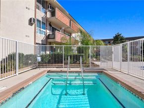 5585 E Pacific Coast Hwy Unit 129, Long Beach CA 90804