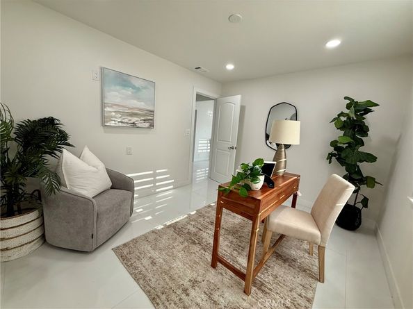 14572 Purdy Street, Midway City CA 92655