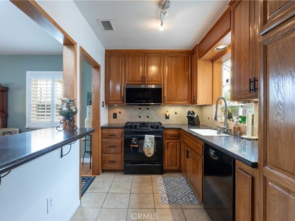 6109 Dunrobin Avenue, Lakewood CA 90713