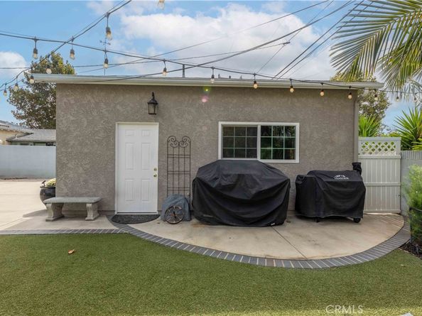 6109 Dunrobin Avenue, Lakewood CA 90713