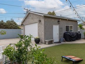 6109 Dunrobin Avenue, Lakewood CA 90713
