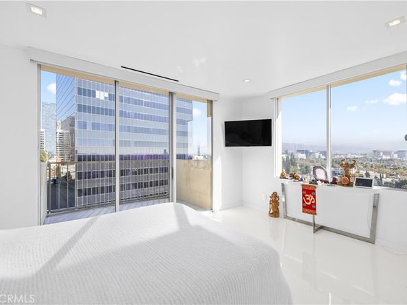 2160 Century Park E 902, Los Angeles CA 90067