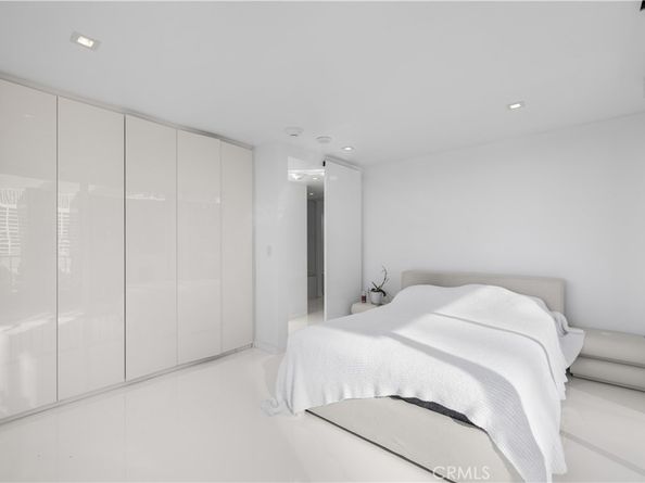 2160 Century Park E 902, Los Angeles CA 90067