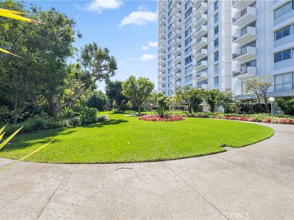 2160 Century Park E 902, Los Angeles CA 90067