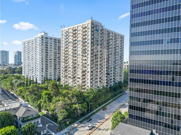 2160 Century Park E 902, Los Angeles CA 90067