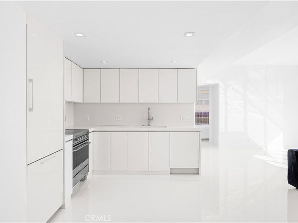 2160 Century Park E 902, Los Angeles CA 90067