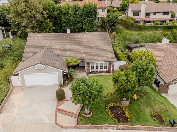 581 S Paseo Carmel, Anaheim Hills CA 92807