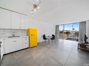 375 Atlantic Avenue 201, Long Beach CA 90802