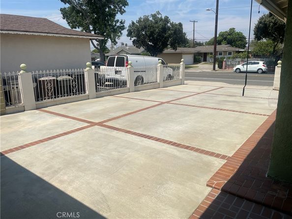 1316 E Romneya Drive, Anaheim CA 92805