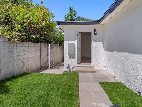 577 Stepney Street, Inglewood CA 90302