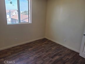 944 W 74th Street W, Los Angeles CA 90044