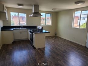 944 W 74th Street W, Los Angeles CA 90044