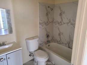 944 W 74th Street W, Los Angeles CA 90044