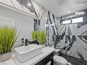 2514 N Tustin Avenue 71, Santa Ana CA 92705