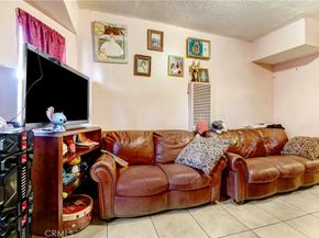 1132 E 53rd Street, Los Angeles CA 90011