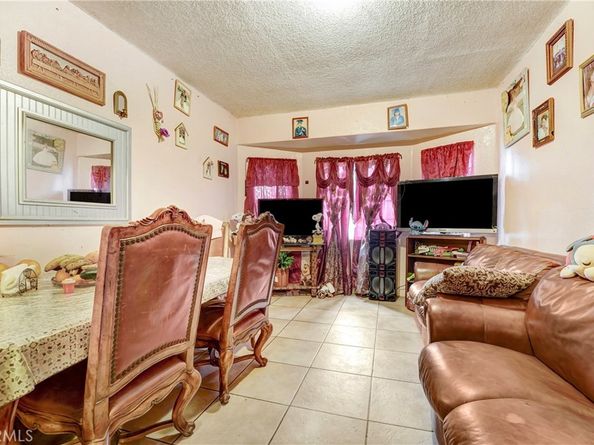 1132 E 53rd Street, Los Angeles CA 90011