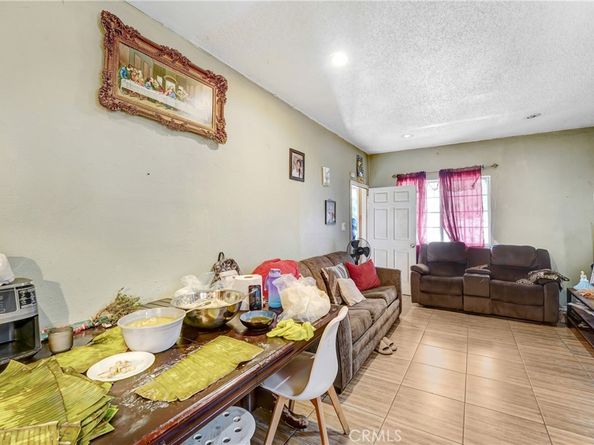 1132 E 53rd Street, Los Angeles CA 90011