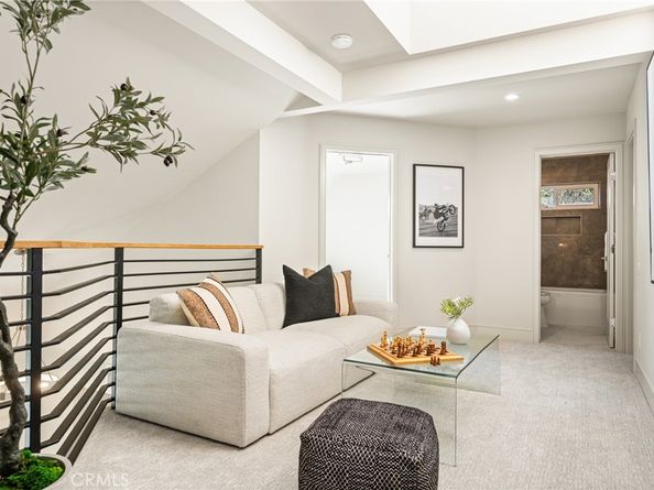11 Thunder Trail 6, Irvine CA 92614