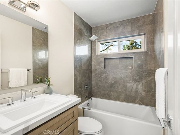 11 Thunder Trail 6, Irvine CA 92614