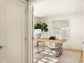 11 Thunder Trail 6, Irvine CA 92614