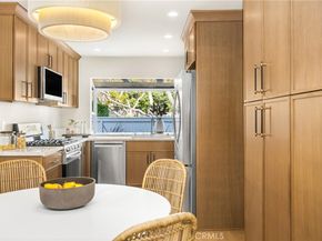 11 Thunder Trail 6, Irvine CA 92614