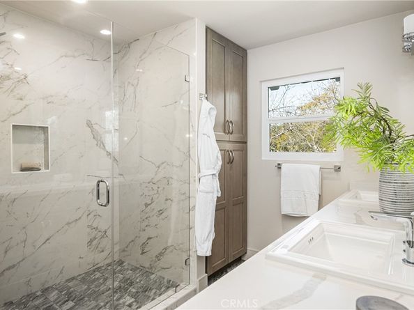 11 Thunder Trail 6, Irvine CA 92614